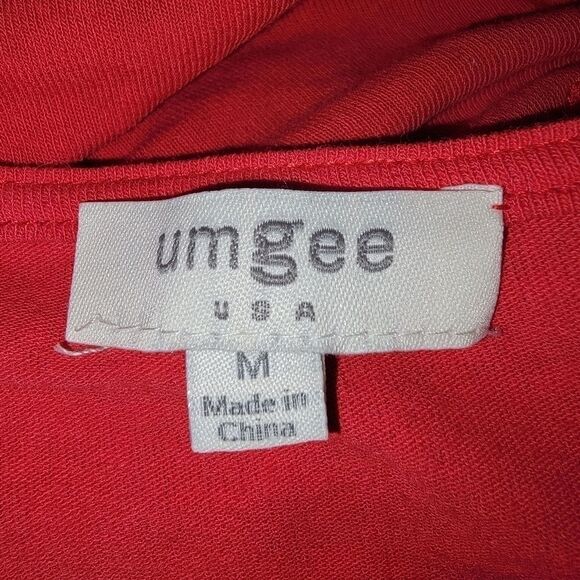 Umgee Red cold shoulder lace sleeve knot front top medium - Picture 6 of 7